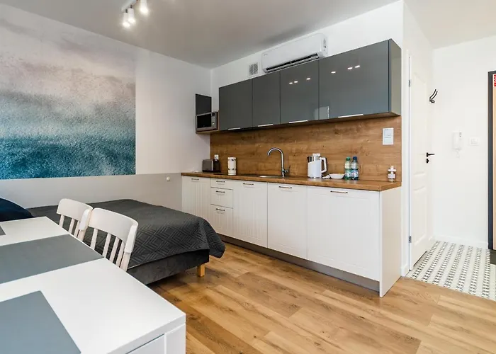 Apartments Lipova Stegna Park Coffee&Wi-Fi- 500 M Do Plazy